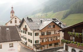 Schloegler'S Apartmenthaus